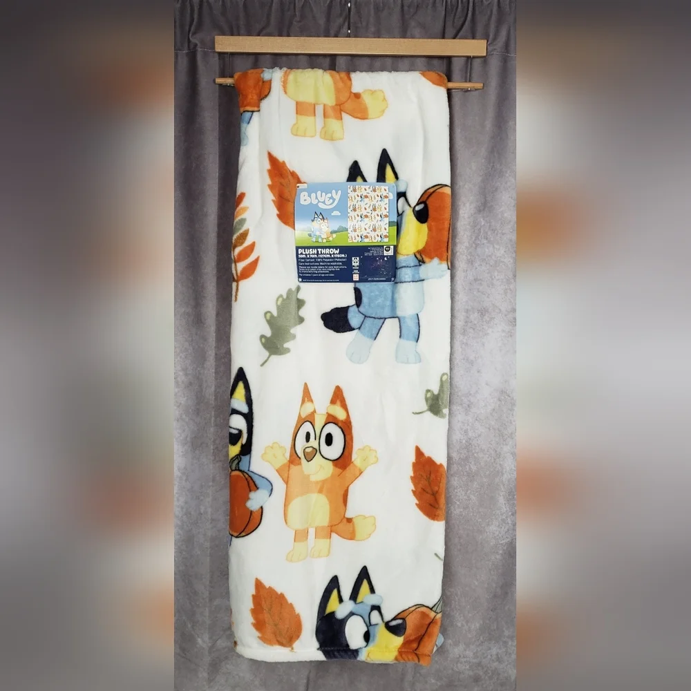 Bluey & Bingo Fall Harvest Pumpkin Plush Throw Blanket 50